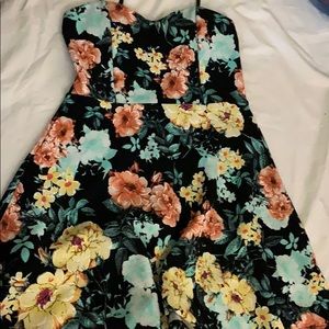 Flower print spaghetti strapped dress